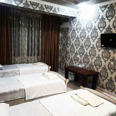 Хостел Eski Shahar Andijan Esterno foto