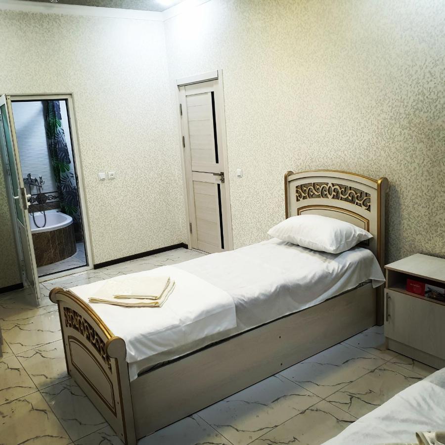 Хостел Eski Shahar Andijan Esterno foto